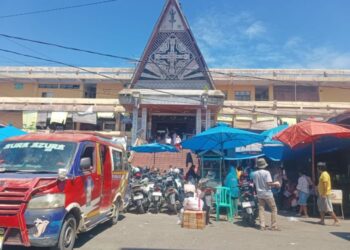 Gedung Pasar Horas Jaya Jl Asia.(simantab/putra purba)