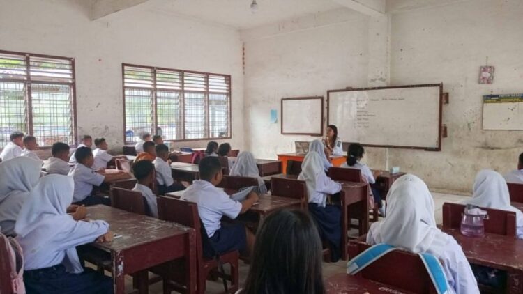 Kondisi belajar-mengajar di UPTD SMP Negeri 2 Siantar Kabupaten Simalungun.(Simantab/Putra Purba)