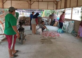 Sampah Bungaran, Kecamatan Bosar Maligas, yang telah hadir sebagai jawaban atas isu krusial pengelolaan sampah di Kabupaten Simalungun.(Simantab/ist)