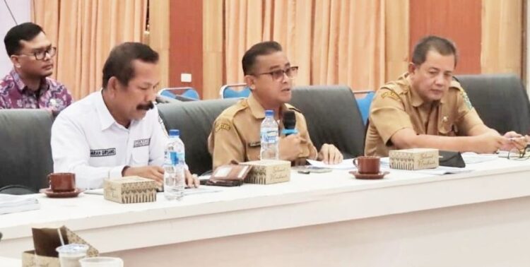 Forum Group Discussion (FGD) di Balai Harungguan Djabanten Damanik.(Simantab/ist)