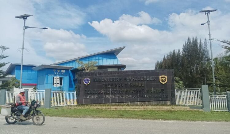 Sampai Desember 2025, suasana Terminal Tipe A Tanjung Pinggir Siantar masih sepi dari aktivitas bus.(Simantab/Putra Purba)